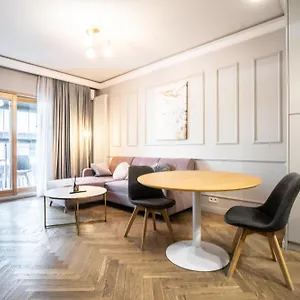  Apartament Vipwarsawapartments Amber Mennica Polska